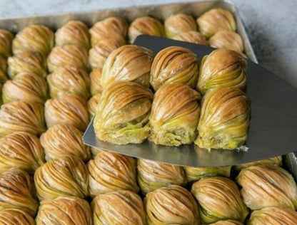 Moda Baklava, Mussel Shape with Pistachio, Party Pack, 40pcs, 2.75lbs (1250g) x 10pack - 100462