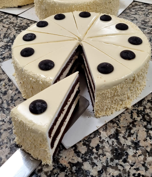 Sb 1.5 Sweet Beggy Angels 1.5kg Cake T35