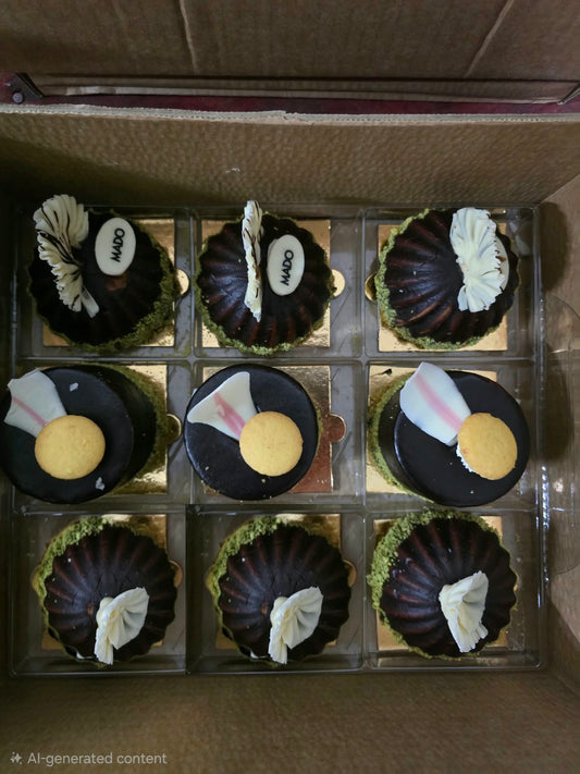 Mado Chocolate - Pistachio Mono Cake X 9