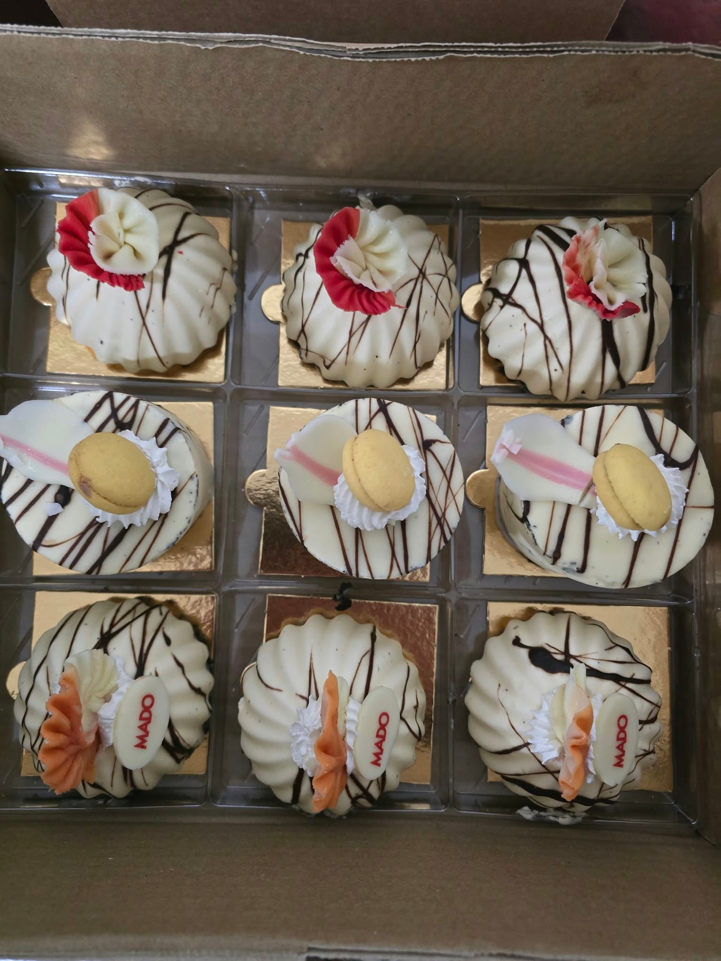 Mado Oreo Mono Cake X 9