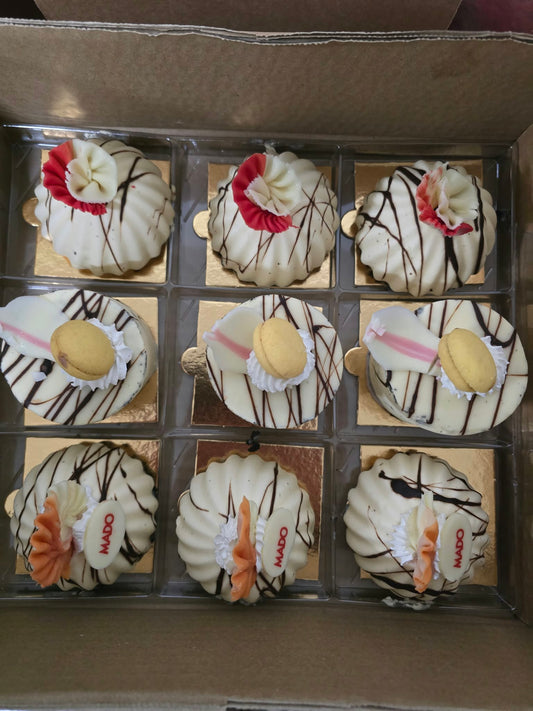 Mado Oreo Mono Cake X 9
