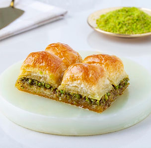 Hamido Classic Pistachio Baklava Tray 36 Slices X 6pcs