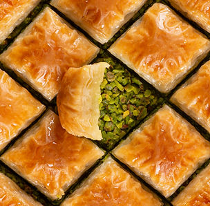Hamido Grand Square Pistachio Baklava Tray 24 Slices X 6pcs